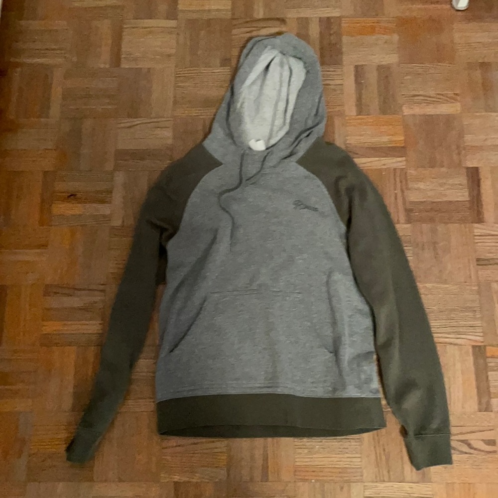 rvca sweatshirt